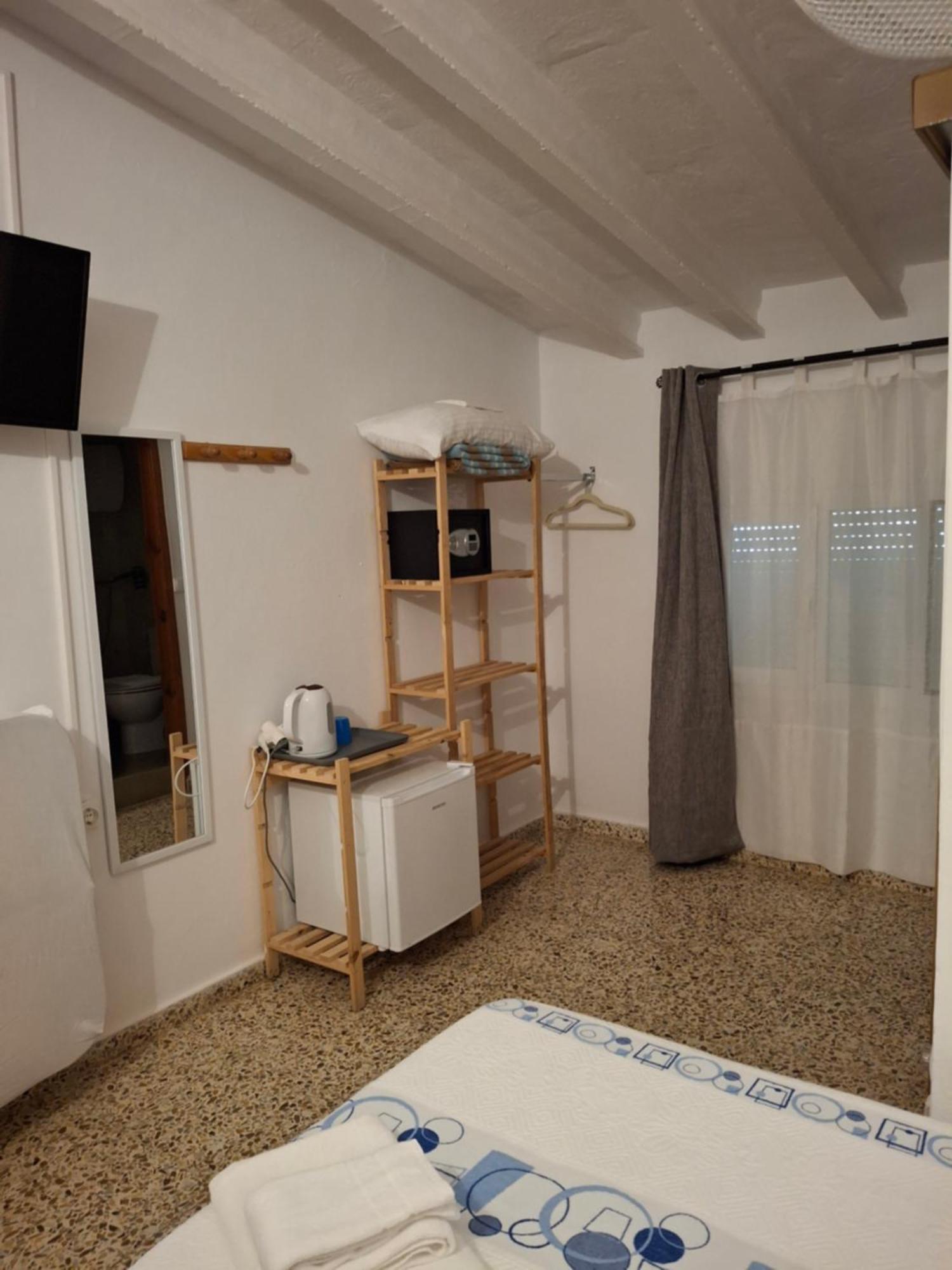 Hostal Pepe Sant Ferran de Ses Roques Zewnętrze zdjęcie
